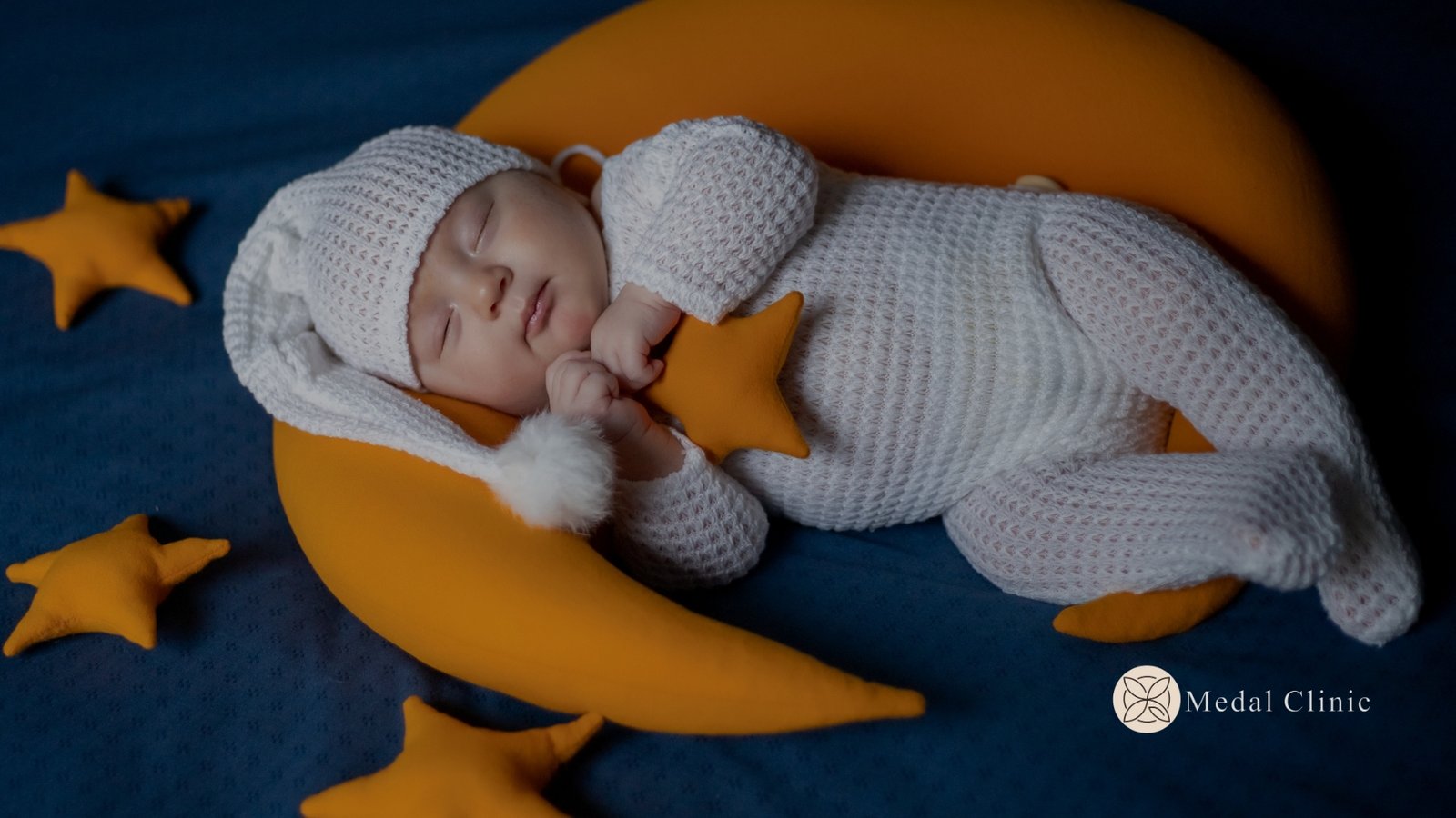 sleep patterns, babies, establish, healthy, routine, calming, self-soothing, comfortable, environment, bedtime, cues, consistency, daytime, feeding, sleep regression, self-soothe, nap times, safe sleep, bedtime routine, sleep cues, sleep associations, night feedings, white noise, patience, pediatrician, waking, growth, development, milestones, consultation, medal clinic, dr alp sen, manavgat pediatrician, pediatrician manavgat, side pediatrician, pediatrician side, pediatrician, paediatrician.